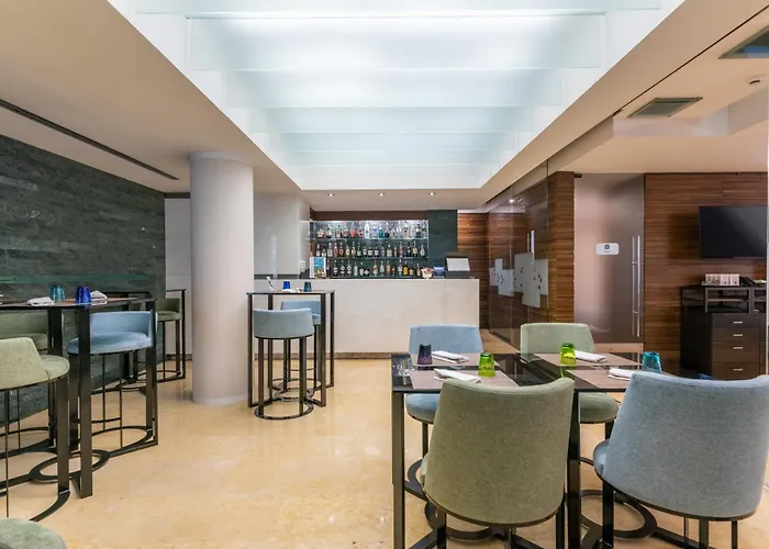 Hilton Garden Inn Claridge